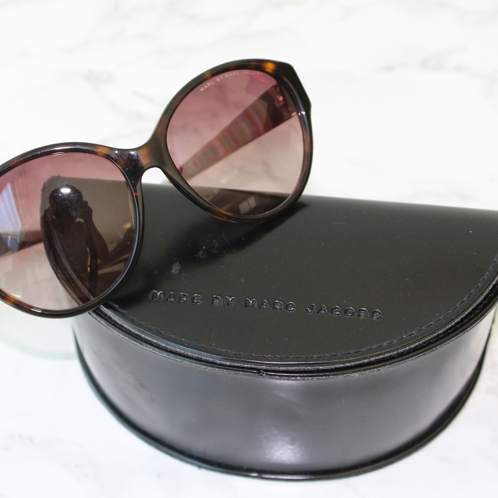 Marc by Marc Jacobs Retro Sunglasses